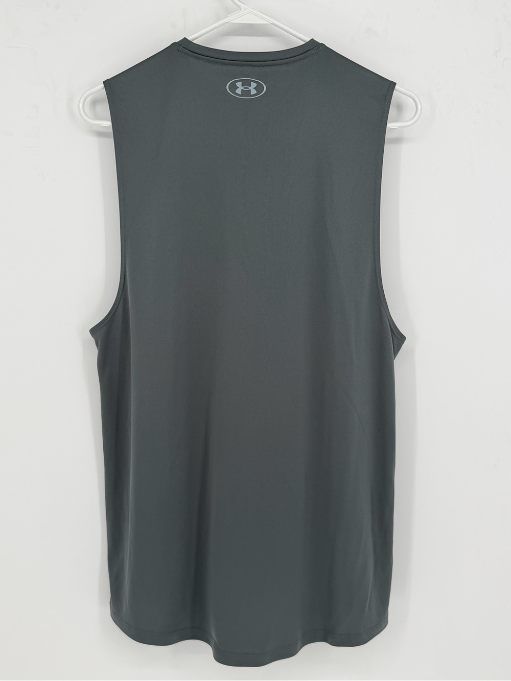 Men’s Under Armour Gym Tank Top - Picture 4 of 4